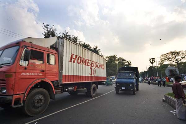 homebround-truck-escapes-from-museum-in-police-custody-4289.jpg